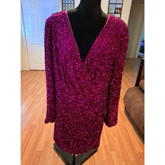 New LoveRiche Womens 2X Fuchsia Pink Sequin Flocked V Neck Wrap Mini Dress NWT - Picture 1 of 7